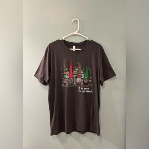 NWOT … CANVAS “Size: L” Gnome Holiday T-Shirt
